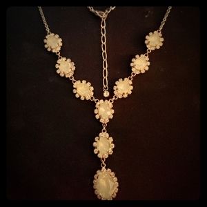 Dangle crystal necklace